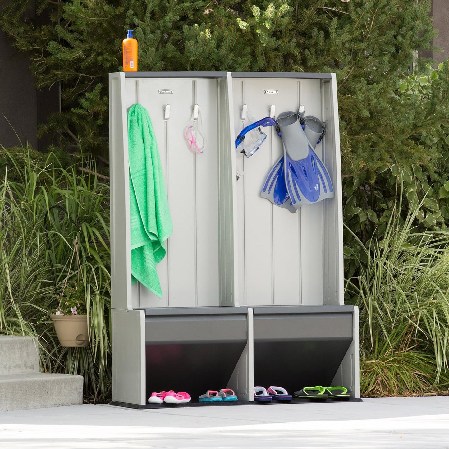 Storage Lockers